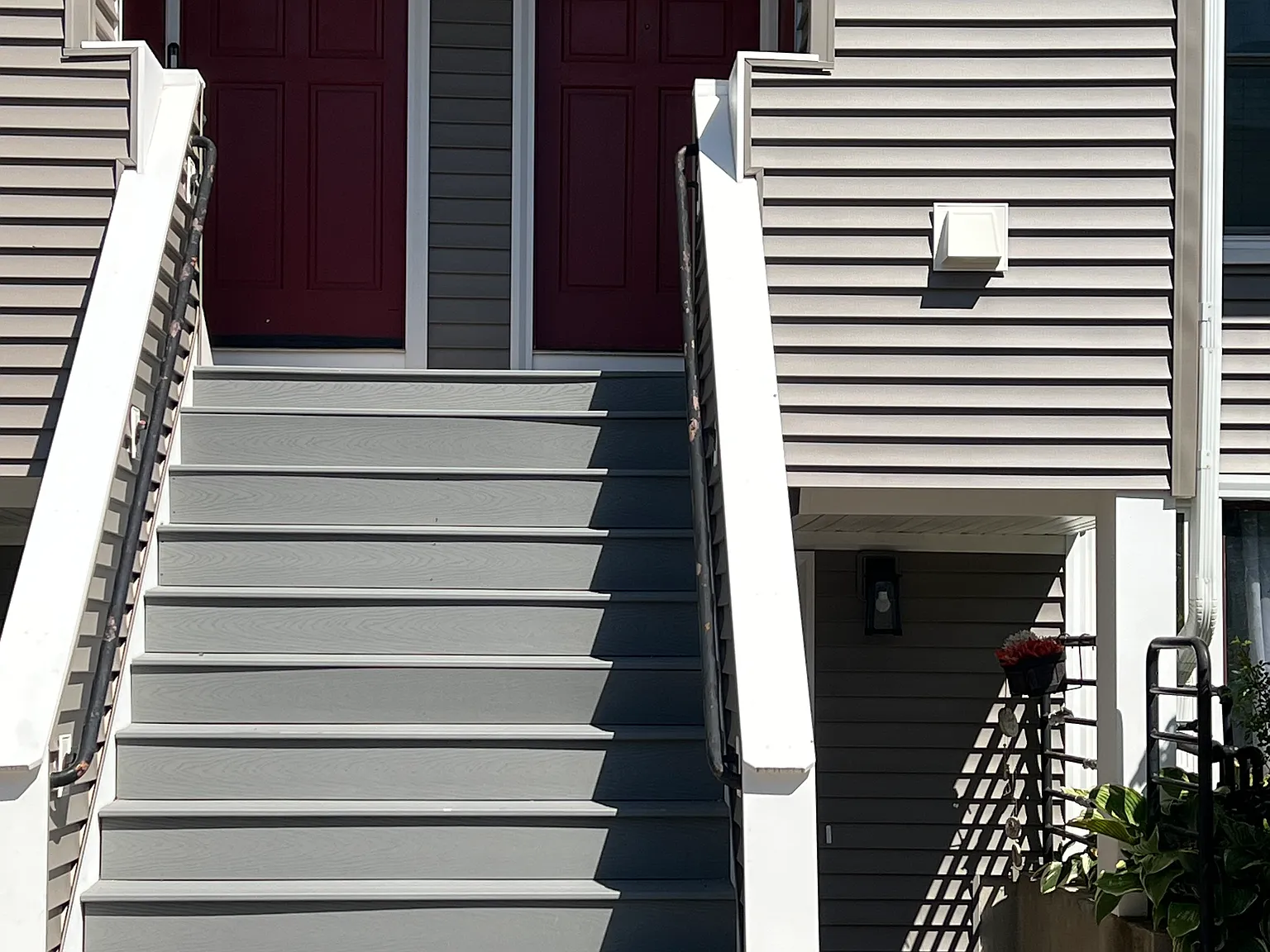 2 bed, 1.5 bath, 1328 sqft, $2,000 — Photo 3