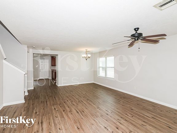3rd image of 15315 Harris Canyon Ln
