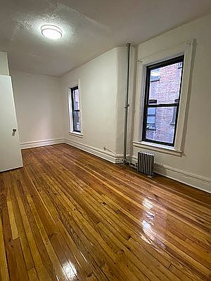 5th image of 506 W 173rd St #2D