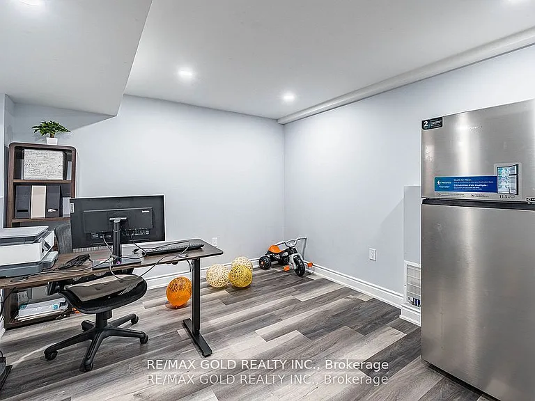 26 Robert Parkinson Dr — Photo 33