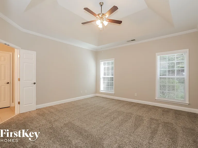 495 Roland Manor Dr — Photo 6