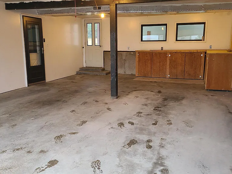 1143 Avenue C NW — Photo 23