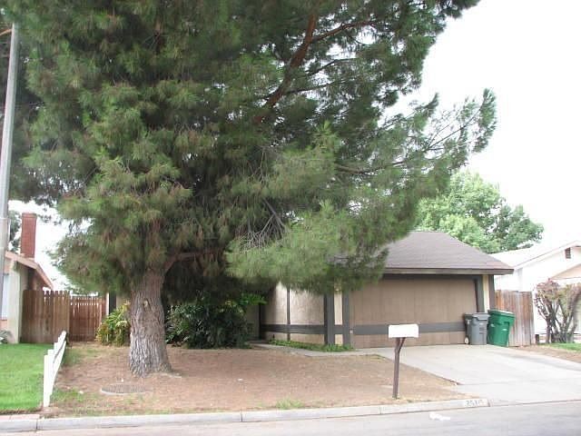 1st image of 25315 Hemlock Ave