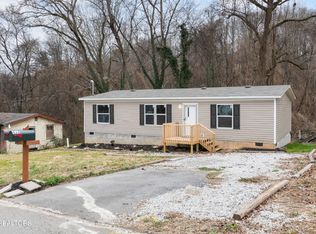 438 Jarnigan St, Clinton, TN 37716