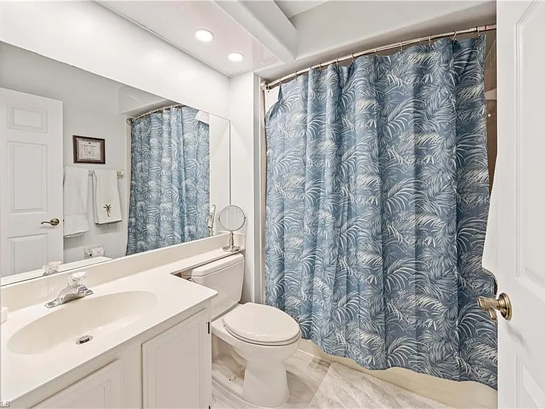 13046 Amberley Ct #602RA — Photo 19