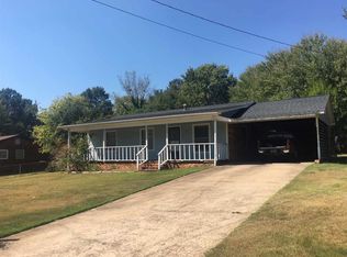 208 Tower Dr, Moore, SC 29369