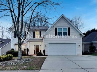 3814 Planters Watch Dr, Charlotte, NC 28278