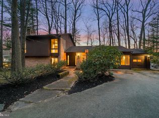 6002 Camelback Ln, Columbia, MD 21045