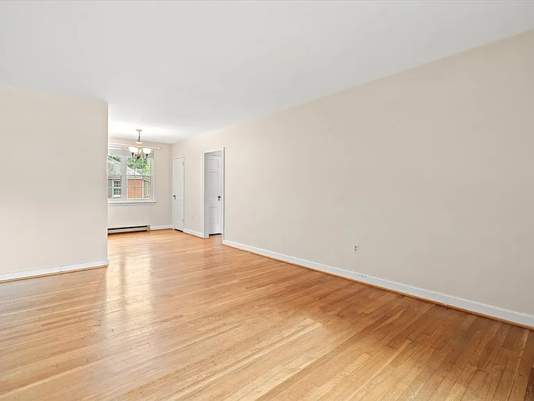 2 Ashby St #C — Photo 7