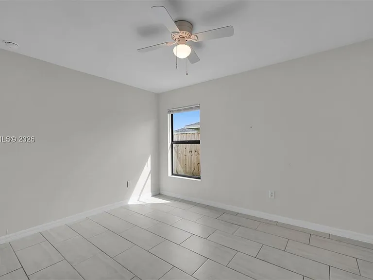 1413 Academy Blvd — Photo 13