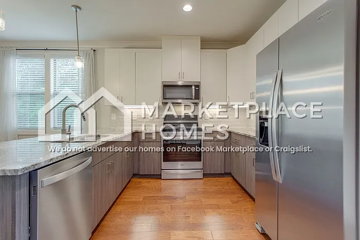 2119 Herman St — Photo 10