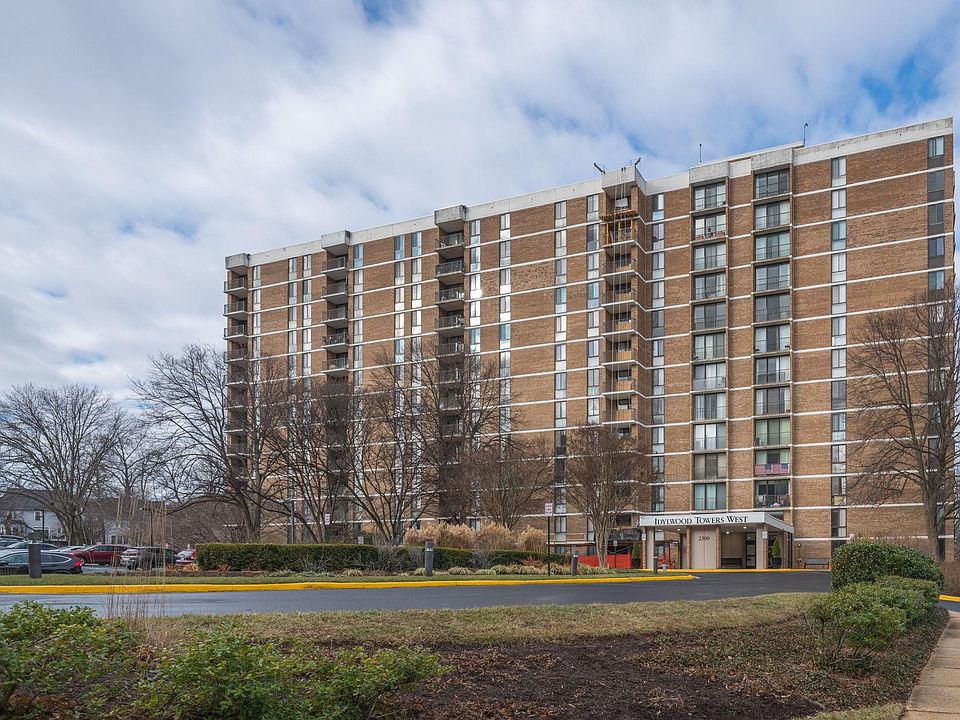 1st image of 2300 Pimmit Dr APT 1219