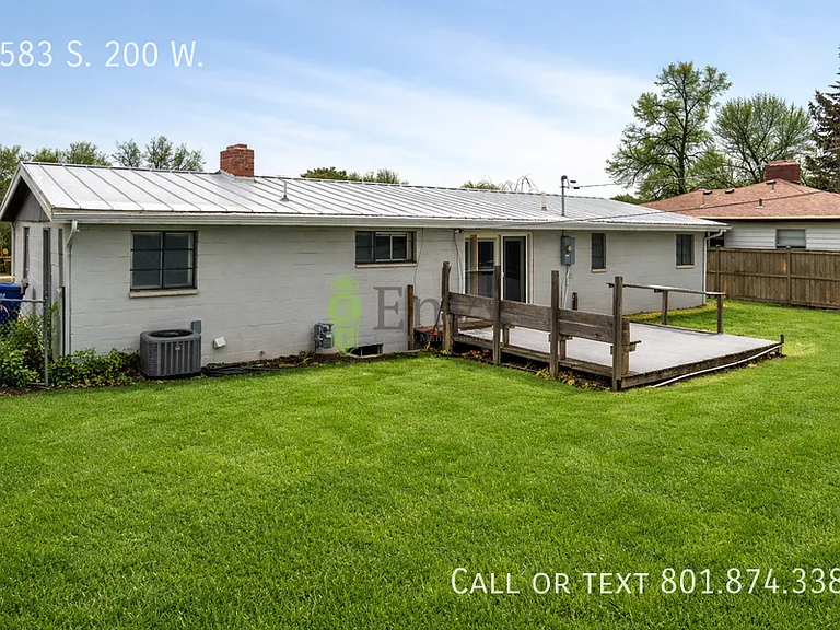 2583 S 200 W — Photo 15