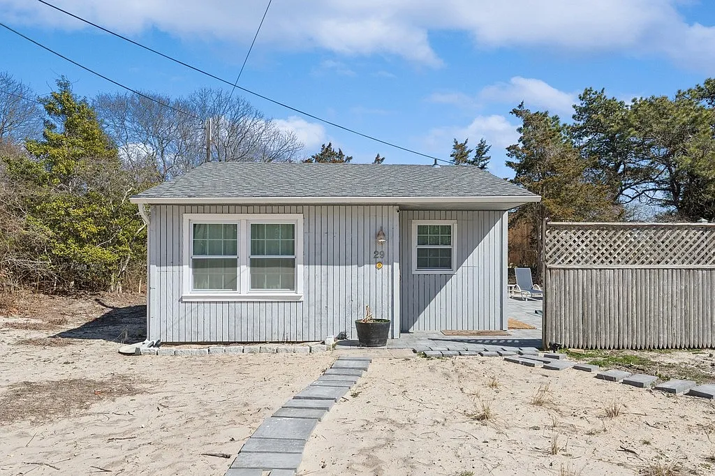 Amagansett Beach Cottage — Photo 1