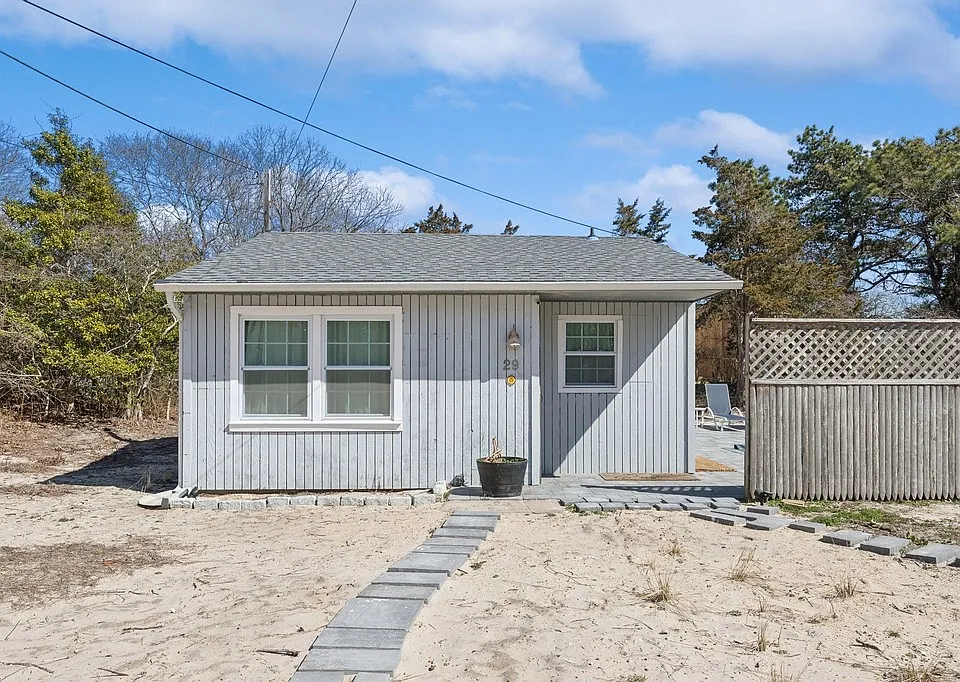 29 Mako Ln