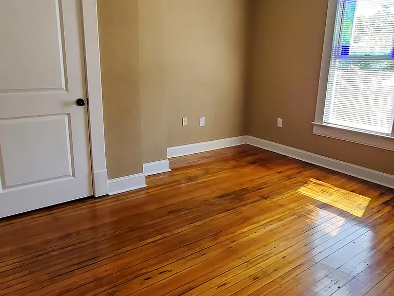 444 Elm Ave SW — Photo 18