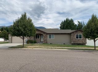 210 W Putnam Mountain Loop, Inkom, ID 83245