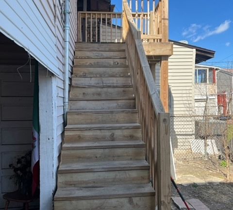 2nd image of 4115 S Maplewood Ave
