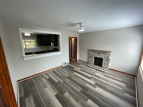 3rd image of 10539 Saint Xavier Ln