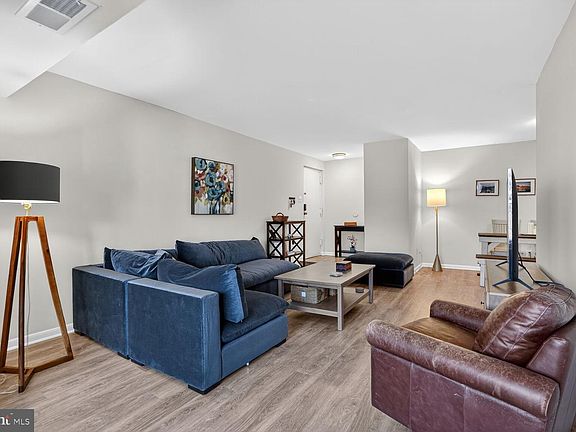 5th image of 10200 Bushman Dr APT 121