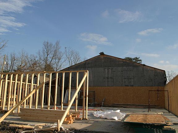 2nd image of 777 Oakwood Dr