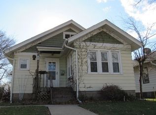 1810 Grace St, Rockford, IL 61103