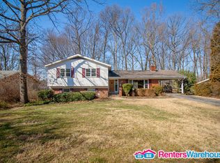 7416 Haddington Pl, Bethesda, MD 20817