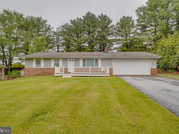 7002 Bristol Pl, Sykesville, MD 21784