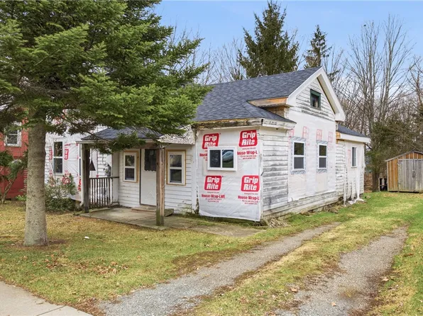 31 Chapel St, Prattsburgh, NY 14873