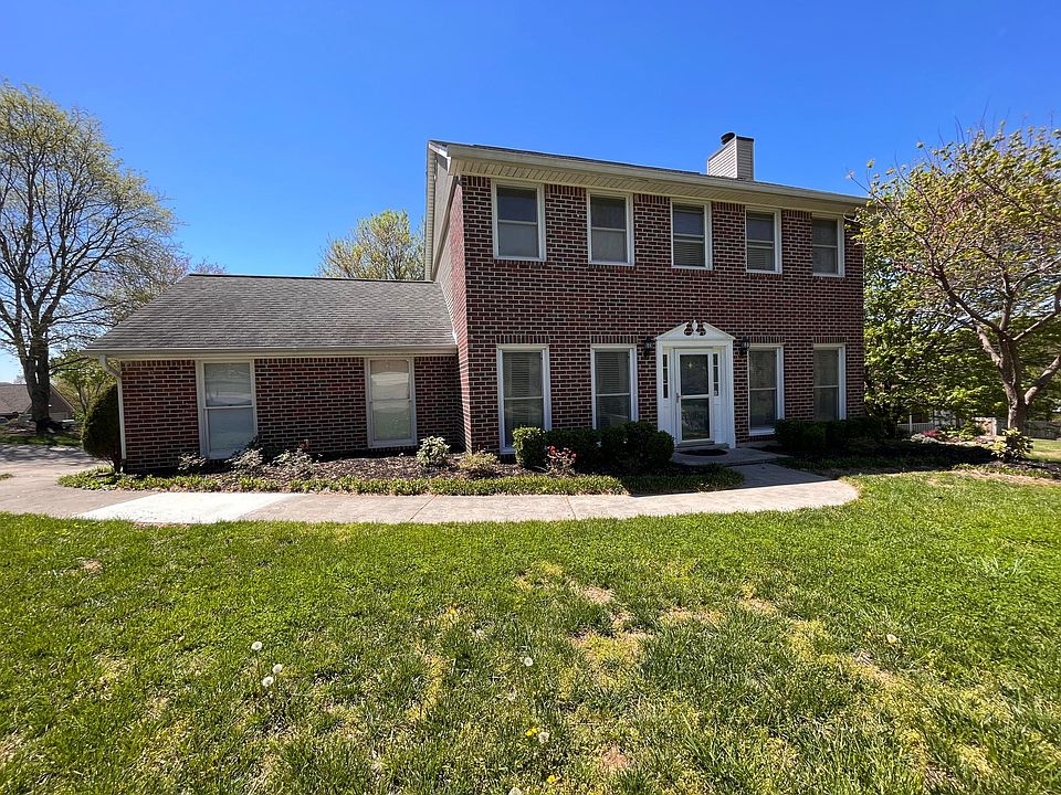 1st image of 1320 Clear Brook Dr
