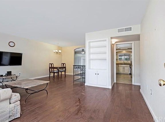 5th image of 28545 Amersfoot Way