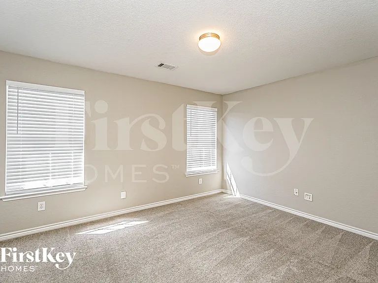 3905 Mantis St — Photo 12