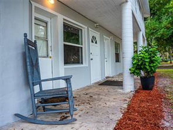 3rd image of 451 Hickory St APT 2