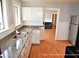 464 Cortes St APT 2, Monterey, CA 93940