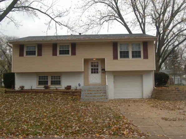625 Dartmouth Ln, Schaumburg, IL 60193