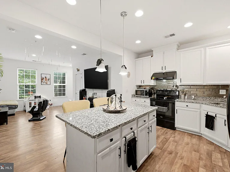 14848 Mason Creek Cir — Photo 11