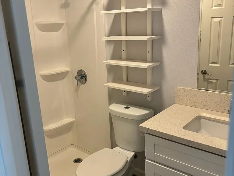 860 Olive Ave — Photo 28