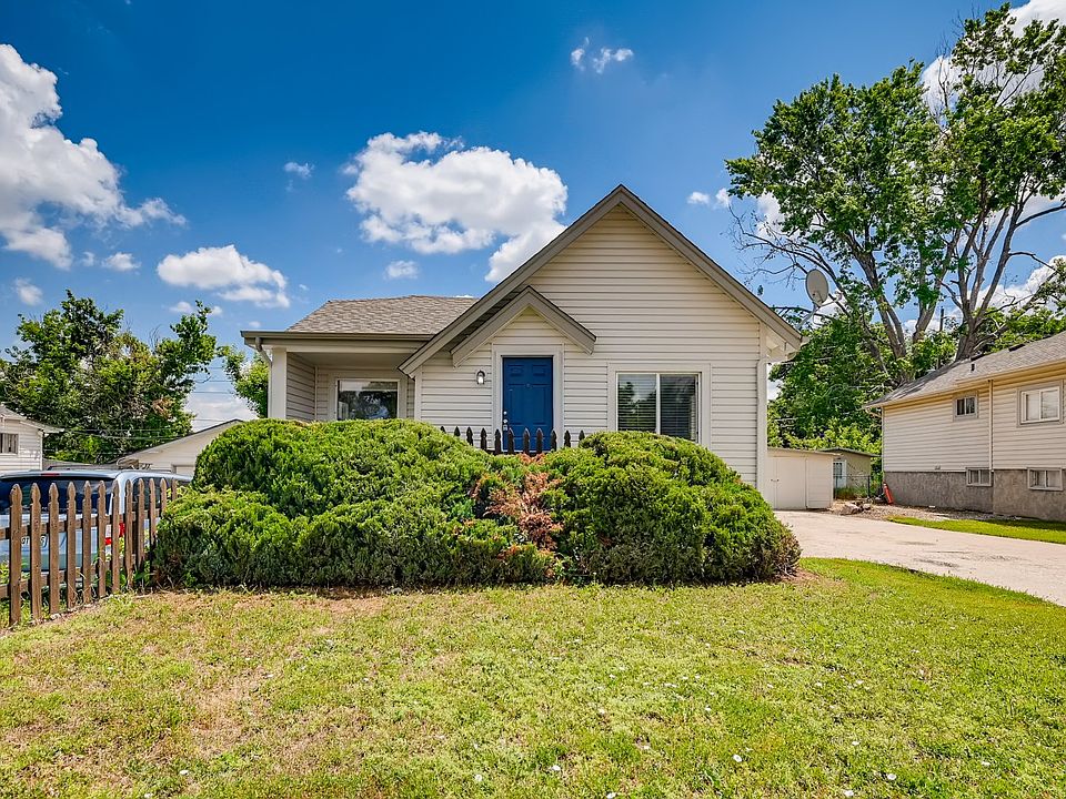 5260 Newton Street - Front