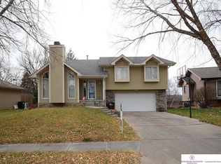 1606 N 159th St, Omaha, NE 68118