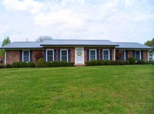 710 3rd St, Lawrenceburg, TN 38464