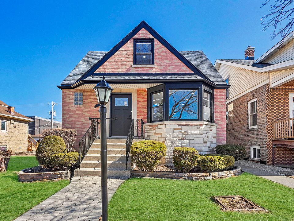 1st image of 3023 N Oconto Ave