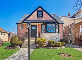 3023 N Oconto Ave, Chicago, IL