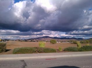 32333 Koon St, Hemet, CA 92544