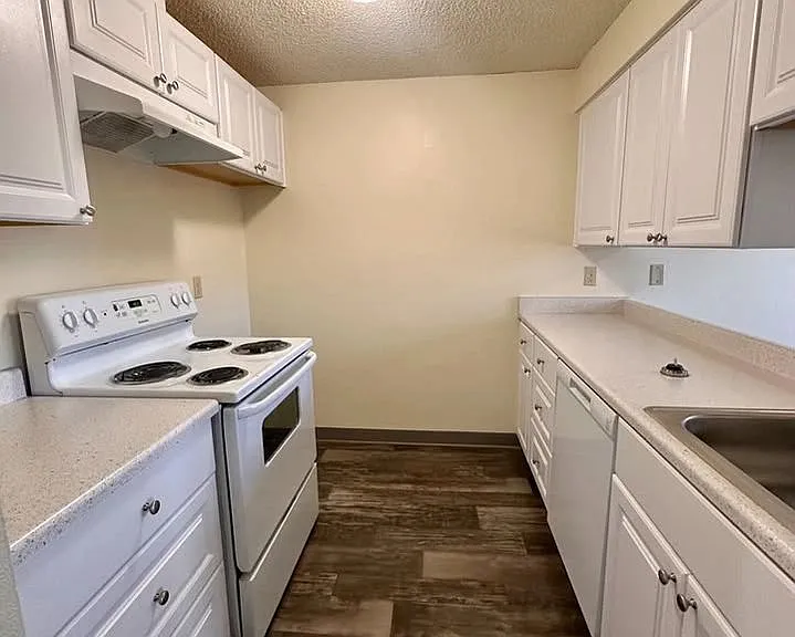 Terrace View Apartments — Photo 3