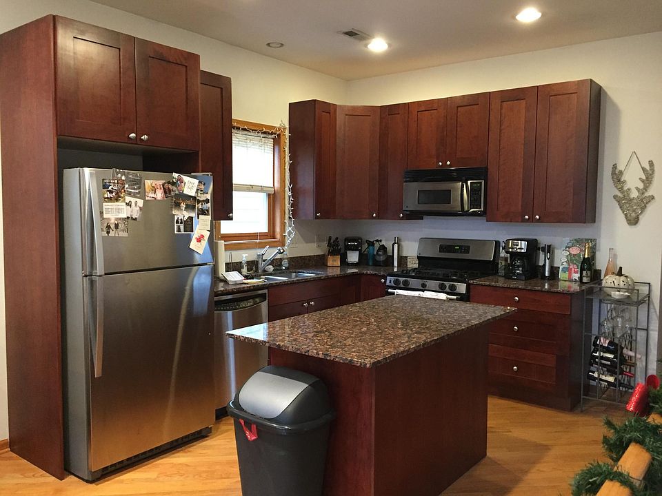 1st image of 2540 N Southport Ave #2FT