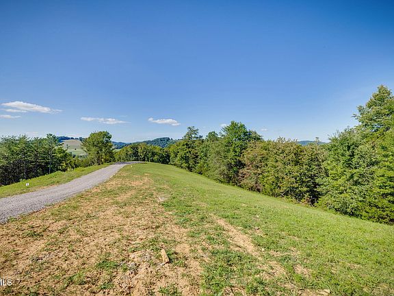 2nd image of LOT 5 Blackberry Hills Trl
