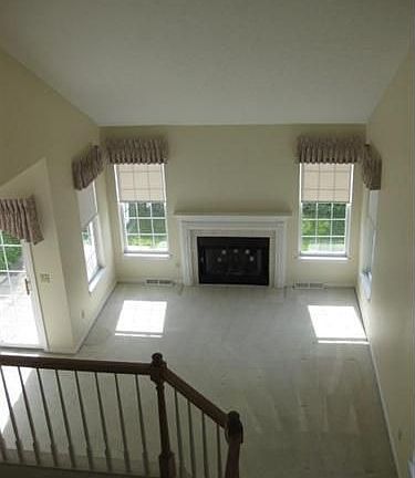 5th image of 9762 Sugarbush Cir