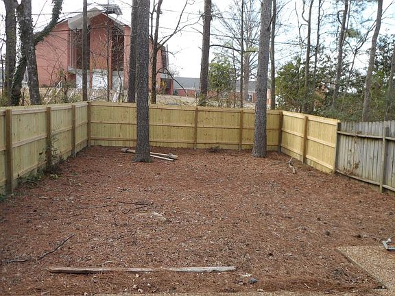 Back Yard - Privacy Fence