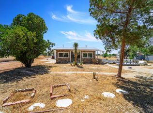 40303 11th St W, Palmdale, CA 93551