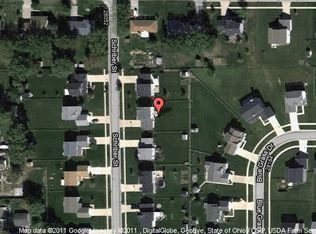 28206 Schriber St, Walbridge, OH 43465